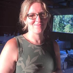 Meet your Posher, Jennifer